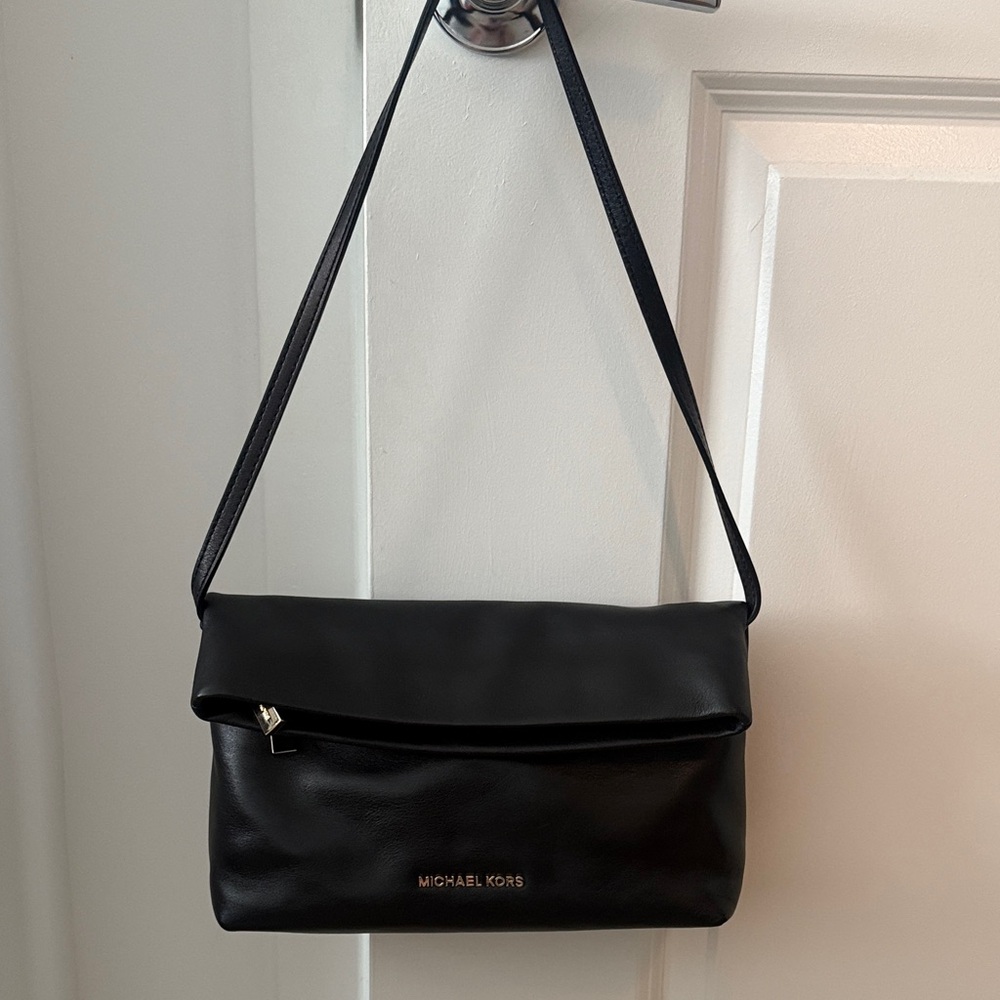 Michael Kors Black Leather shoulder Bag / clutch
